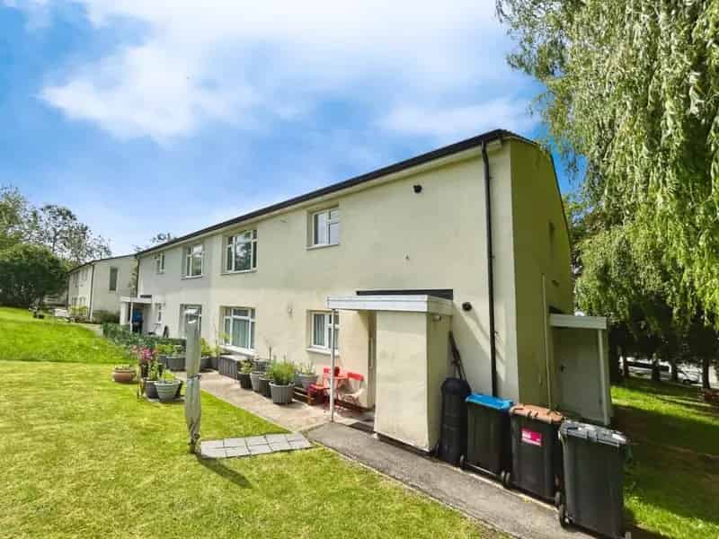 2 Bedroom Flat for Sale in Harrogate