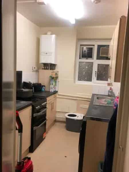 One Bedroom Flat Near Schools and Transport