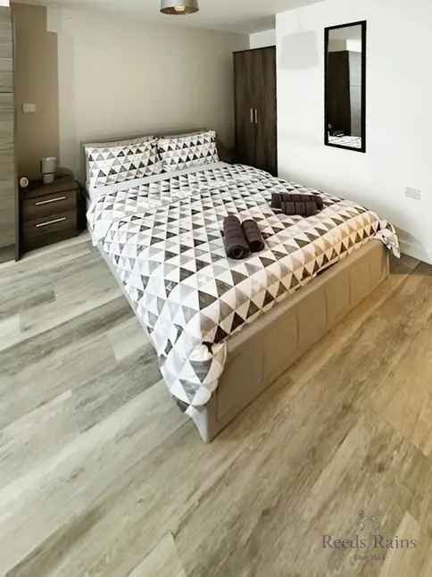 Liverpool L1 Studio Flat to Rent - Modern, Furnished, Great Location