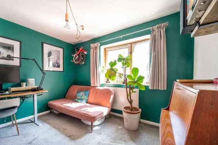 2 Bed Flat for Sale near Stratford