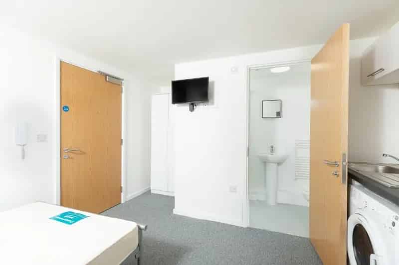 Studio Flat near Bath City Centre Quiet Residential Area