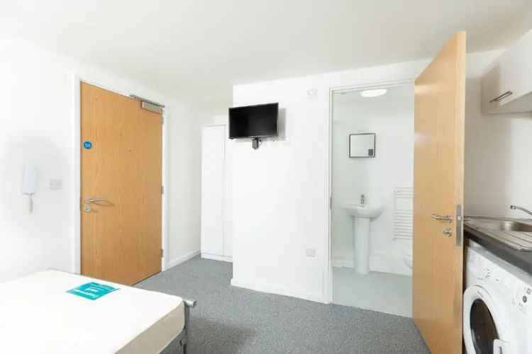 Studio Flat near Bath City Centre Quiet Residential Area