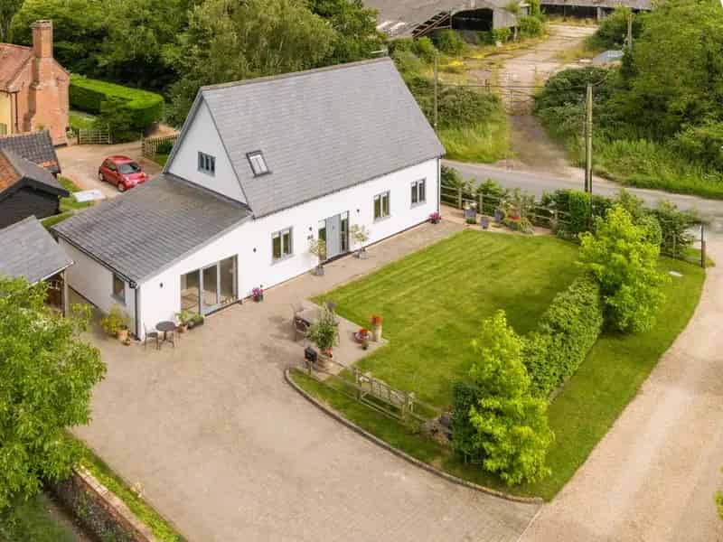 Barn Conversion Finningham 2 Bedrooms En Suite