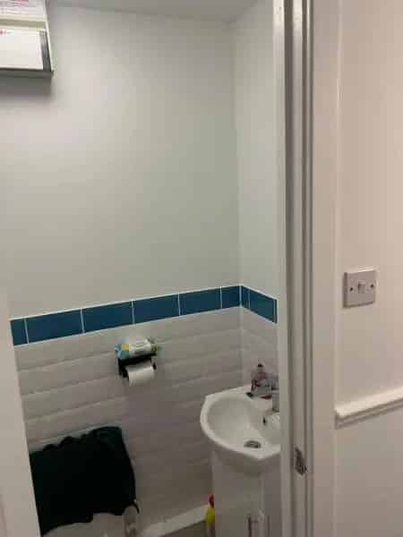 Detached Garage Ensuite 2 Bathrooms Newly Decorated Dining Room