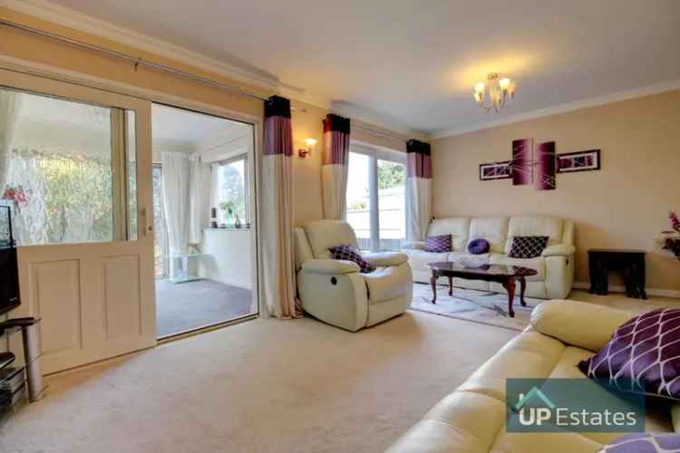 3 Bedroom Detached House for Rent in Binley Coventry