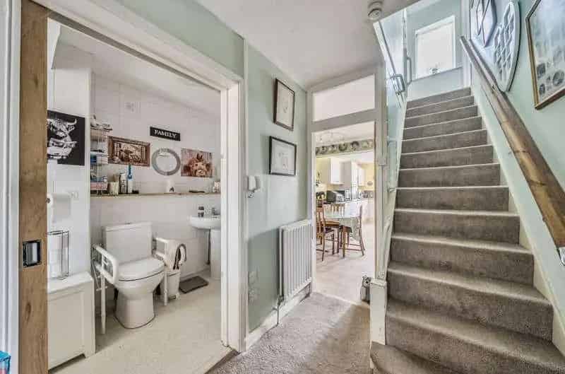2 Bed House for Sale Near Amenities and Transport
