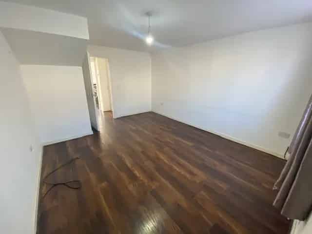 Three Bedroom Family Home Eastside Quarter Zero Deposit Available