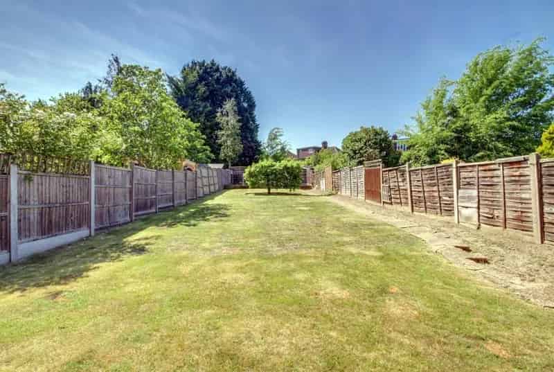 3 Bed House for Sale Near Woodside Park Tube