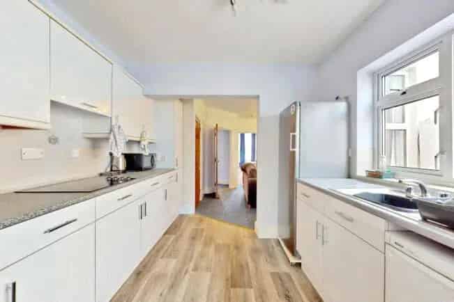 5 Bedroom Terraced House for Sale