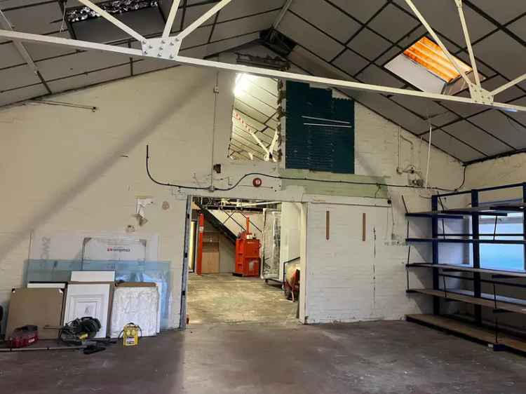 South Harrow Industrial Warehouse Unit 4015 sq ft