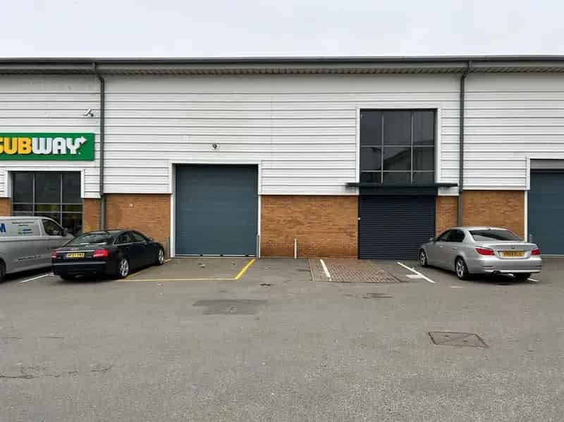Modern Industrial Unit Ground Floor Storage Space