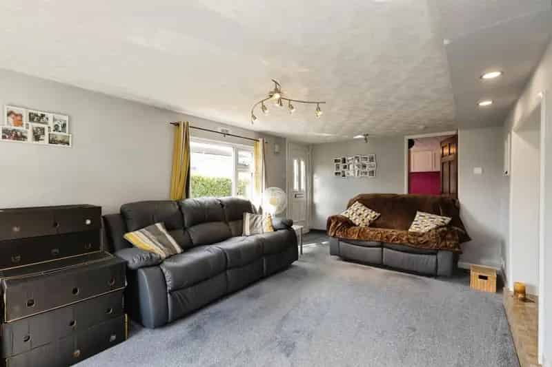 2 Bedroom Park Home for Sale