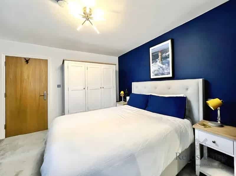 1 Bedroom Flat for Sale in London SW4