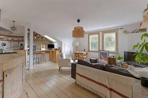 Spacious 763 sq ft Apartment with Open-Plan Living and Large Bedroom
