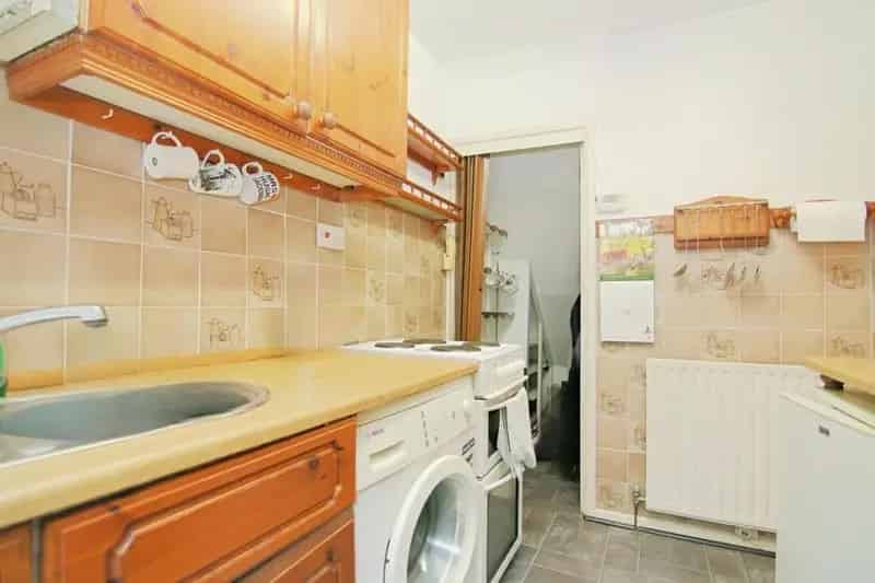 3 Bed End Terrace House for Sale Chain Free