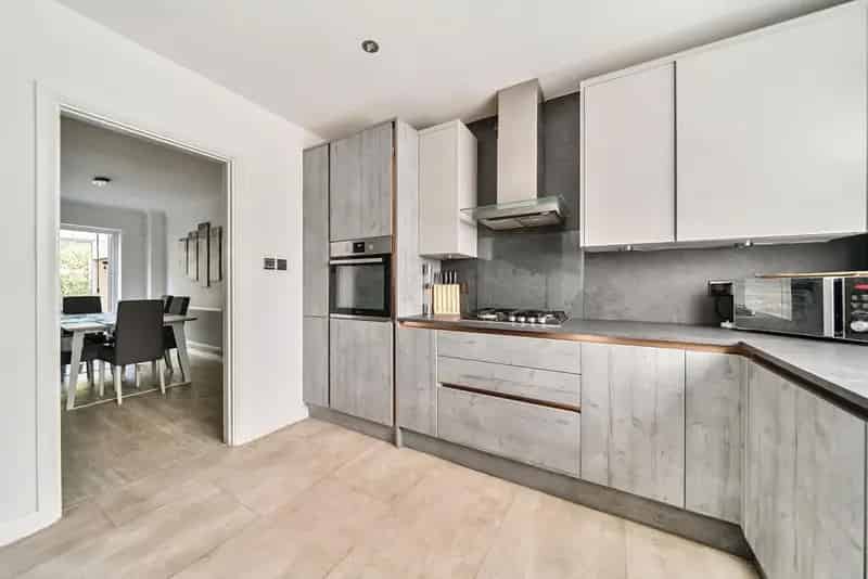 Spacious 3-Bed House Near Bickley Station and Great Schools