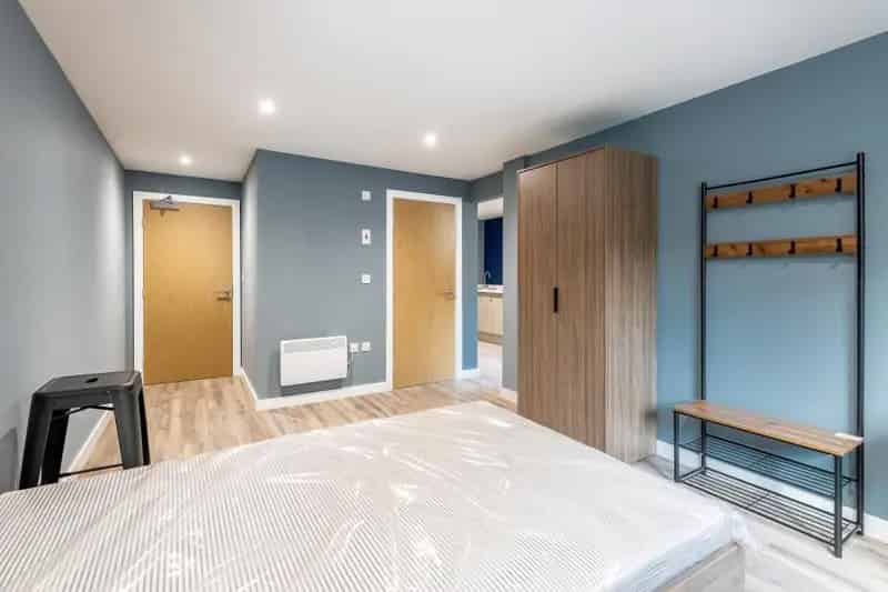 Studio to Rent in Clifton