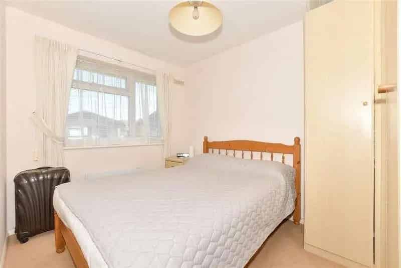 2 Bed Seaside Bungalow for Sale in St Margaret's Holiday Park