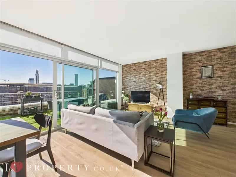 2 Bedroom Apartment For Sale