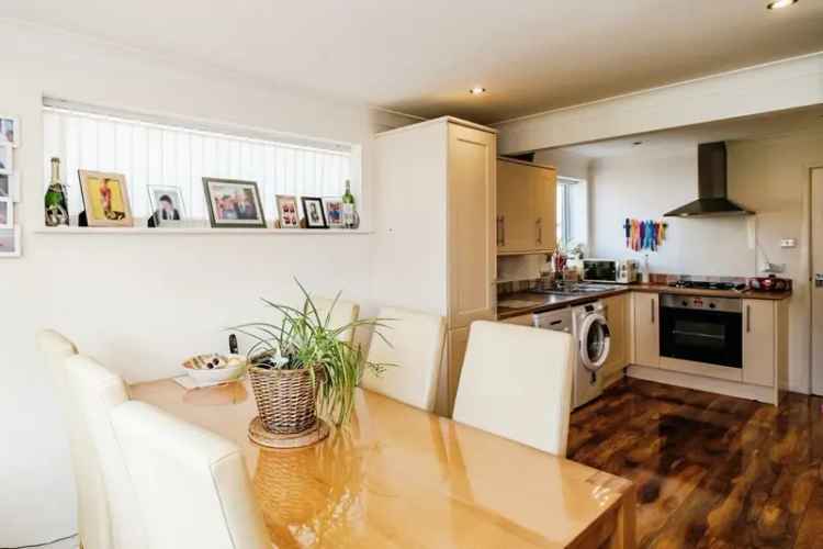 Three Bedroom Detached Bungalow in Lancing