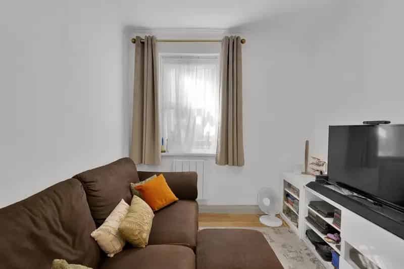 3 Bedroom Terraced House to Rent Family Home Modern Living