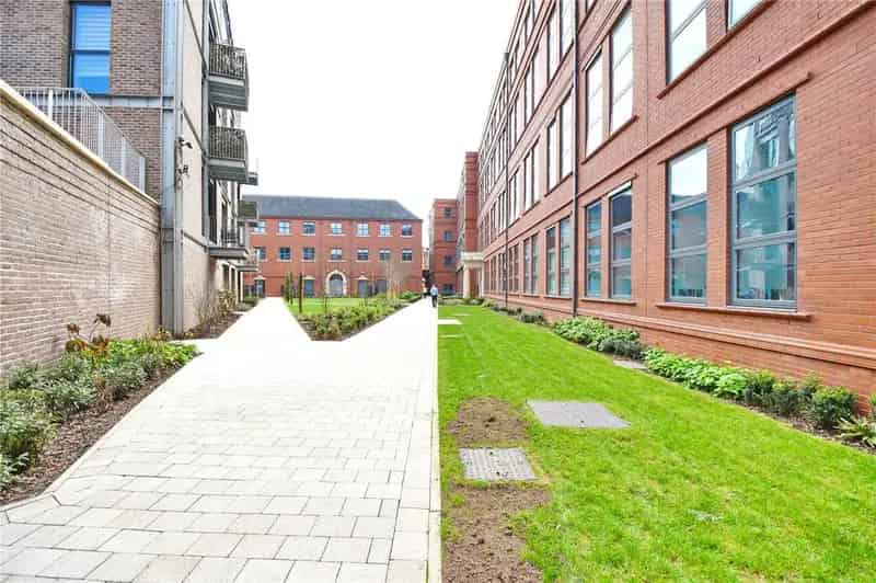 Brand New 1 Bedroom Apartment in BS3
