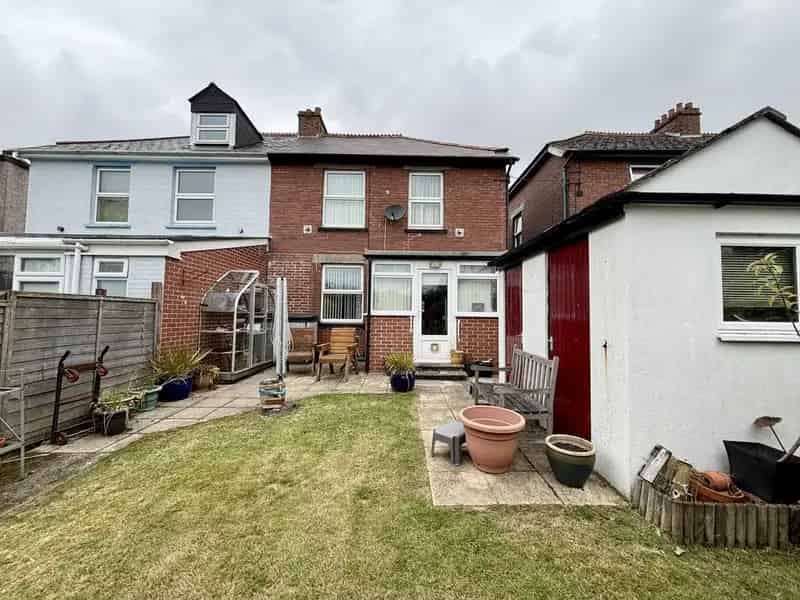 3 Bedroom Semi-Detached House For Sale