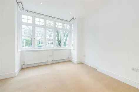 2 Bedroom House near Kew Gardens