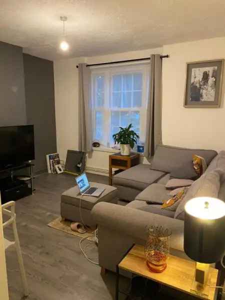 Flat For Rent in London, England