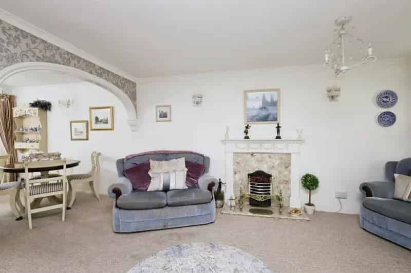 3 Bedroom House in Hampden Park