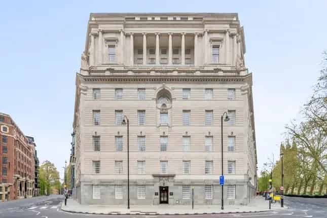 Luxury Flat for Sale in Millbank Residences Central London