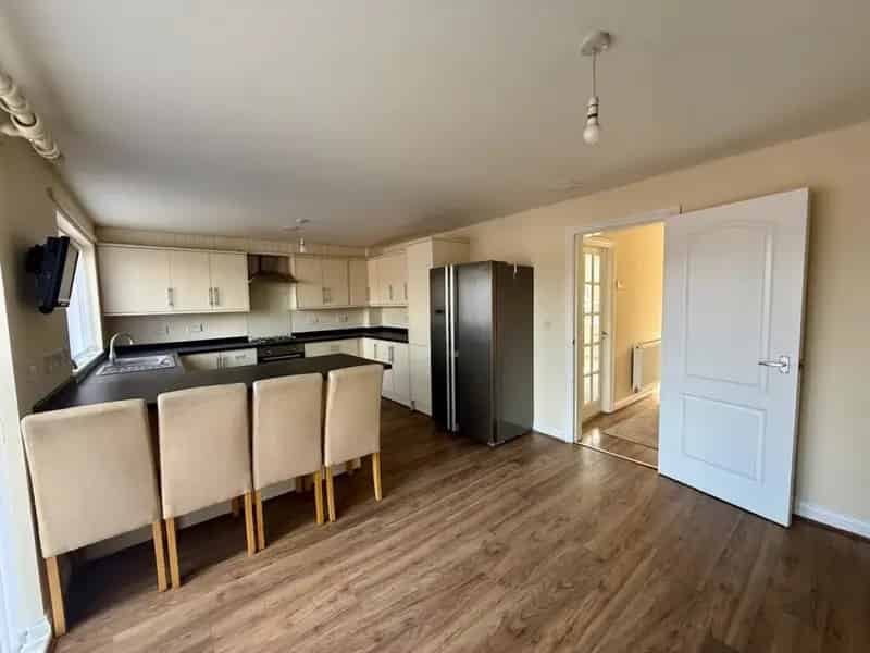 4 Bedroom House To Rent