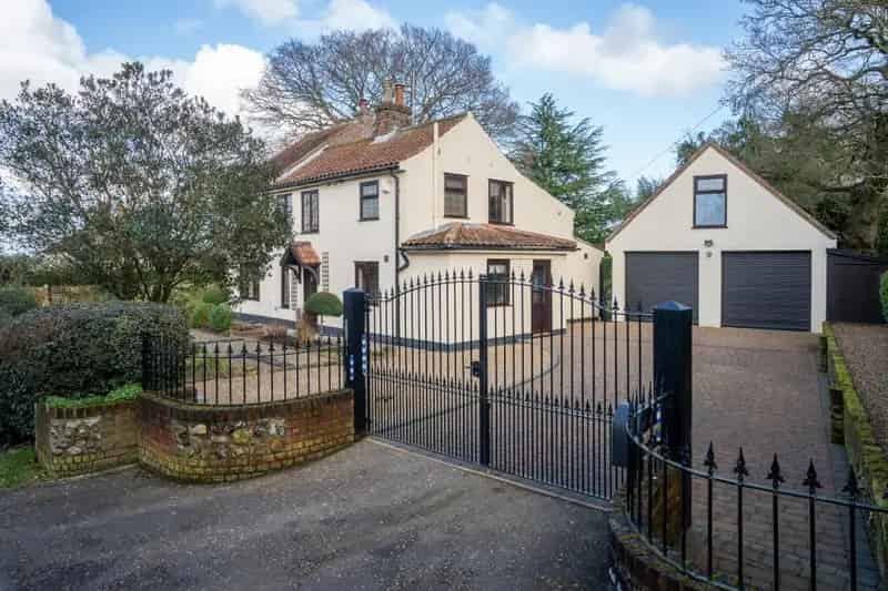 3 Bedroom Detached House for Sale Salhouse