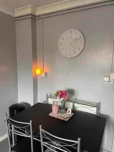 Ground Floor Apartment Near Town Centre