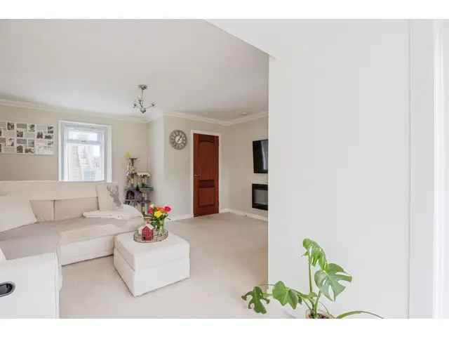 2 Bedroom Semi-Detached House for Sale in Macduff