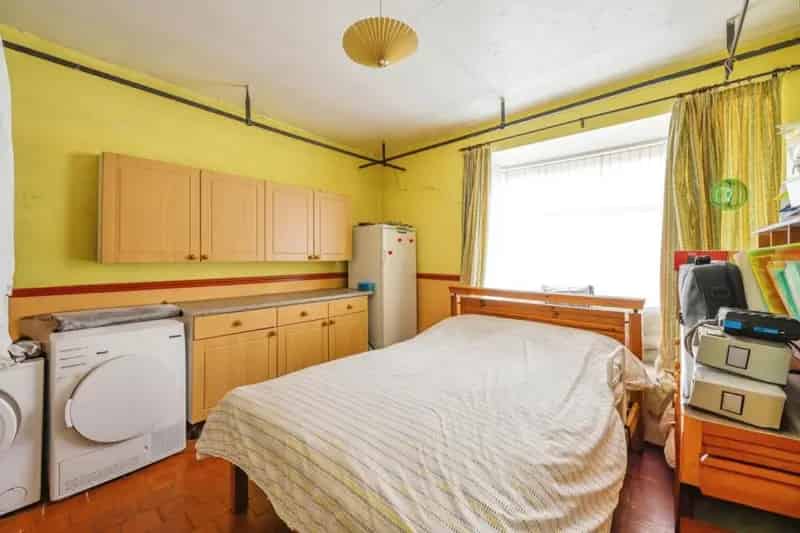3 Bed Detached Bungalow For Sale - Disability Access
