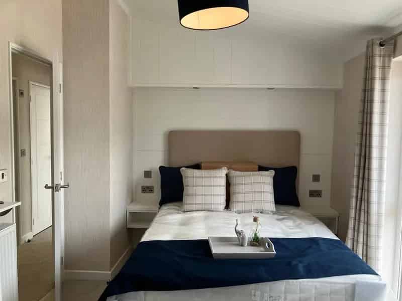 2 Bedroom Park Home for Sale