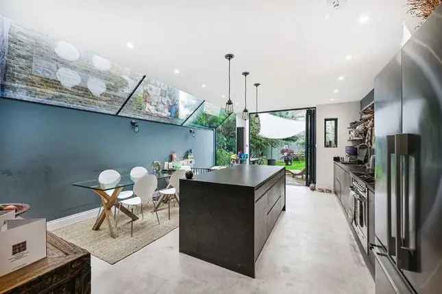 4 Bedroom Victorian Terraced House for Sale Kensal Rise London