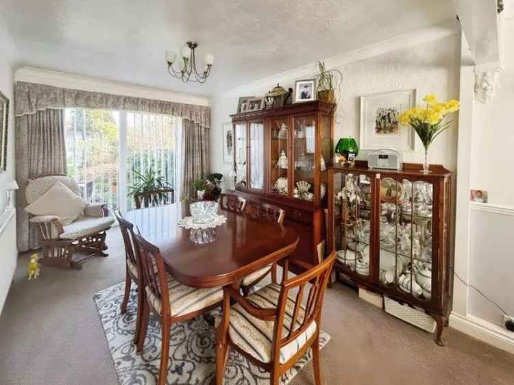 3 Bedroom Semi-Detached House for Sale in Walmley