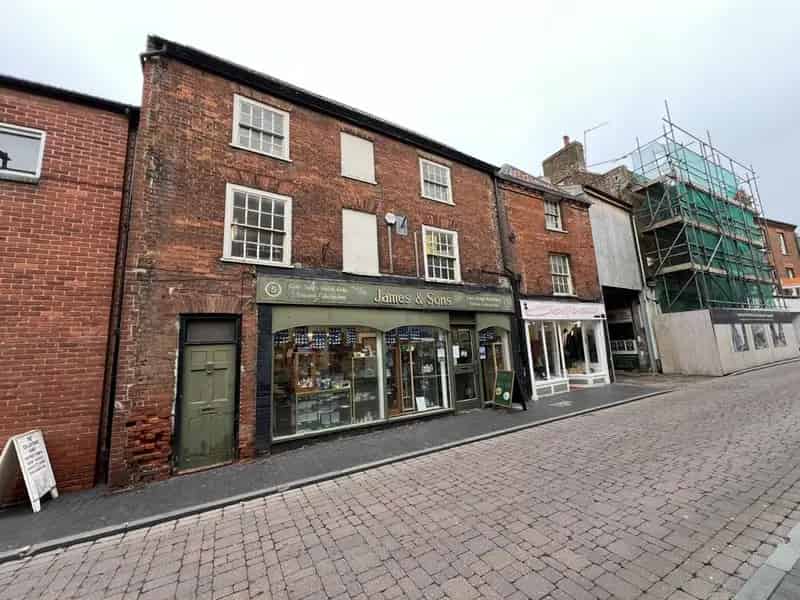 Retail Units in Fakenham Town Centre