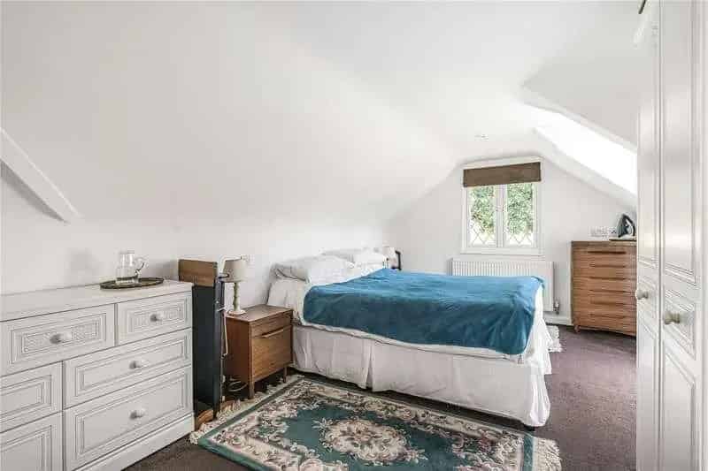 3 Bedroom Detached Cottage For Sale
