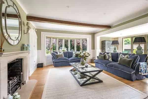 Family Home with Pool and Home Office  Spacious Living Extensive Gardens