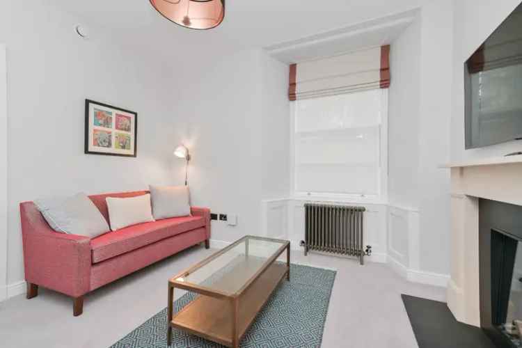 2 Bedroom Ground Maisonette House to Rent in Edinburgh New Town