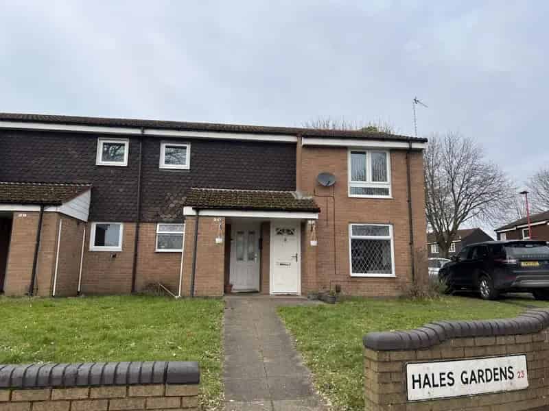 2 Bedroom Maisonette House to Rent