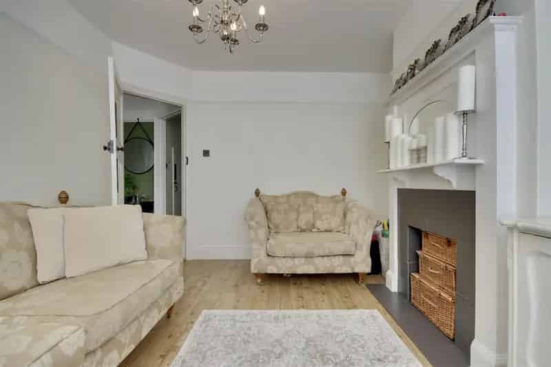 2 Bedroom Terraced House for Rent Portsmouth