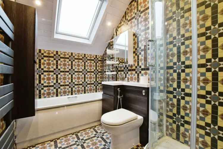 5 Bedroom Semi Detached House Manchester