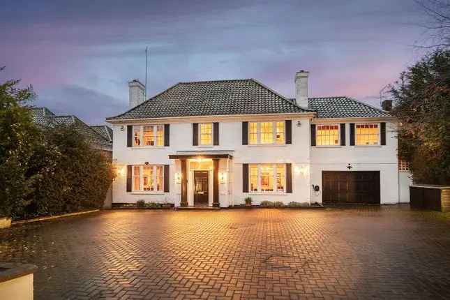 Luxury 5 Bed Detached House Near Mill Hill Broadway