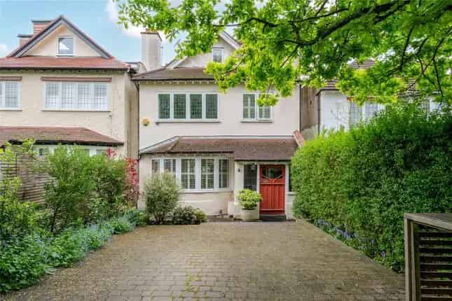 5 Bedroom Terraced House for Sale in Muswell Hill London