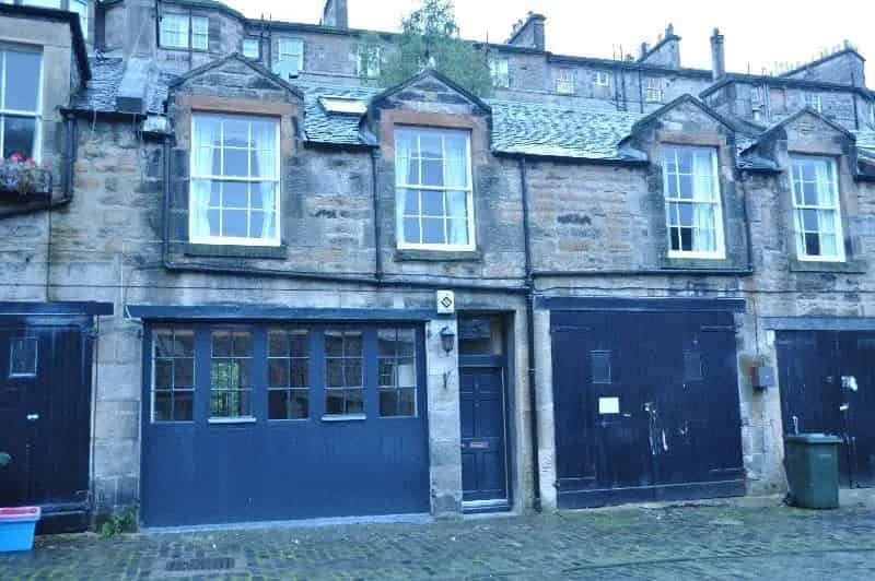 4 bedroom apartment to rent