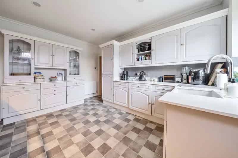 1 Bedroom Flat for Sale in Stoke Poges